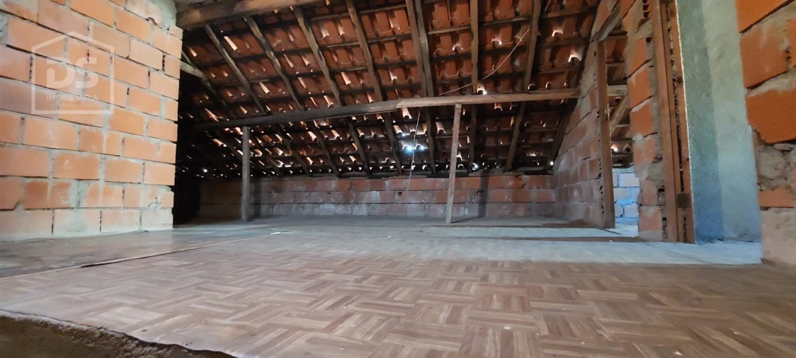 Moradia T3 para Venda em Currelos, Papízios e Sobral Foto 31