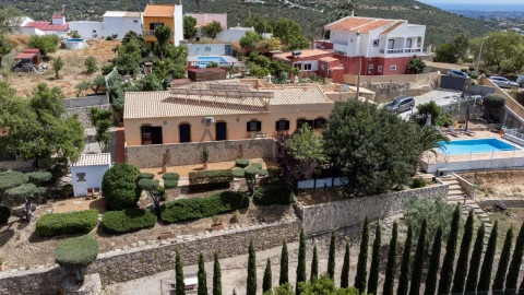 Moradia T3 para Venda em Loule (São Clemente)