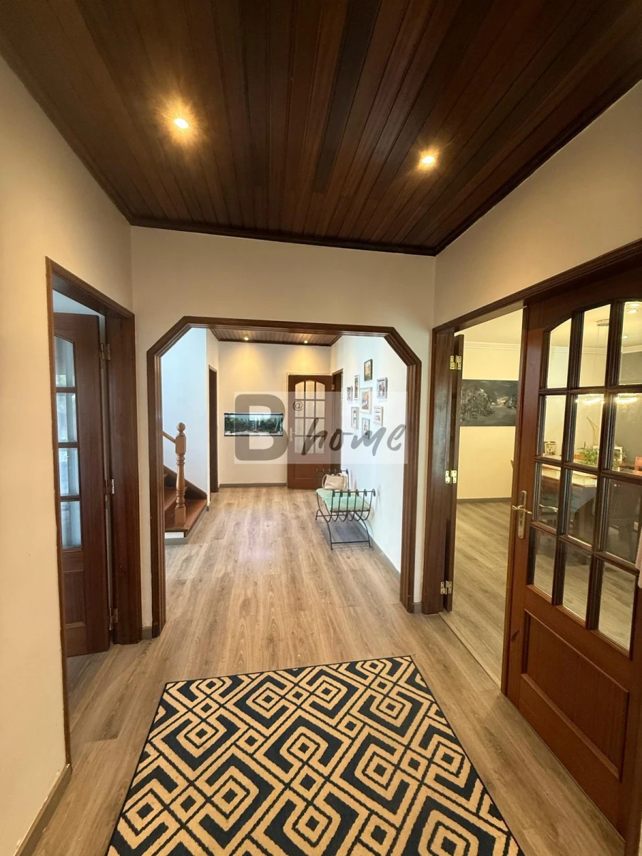 Moradia T5 para Venda em Seixal, Arrentela e Aldeia de Paio Pires Foto 13