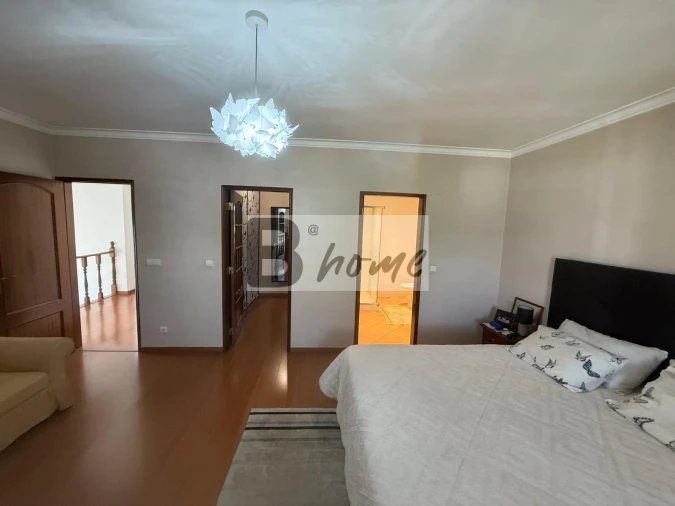 Moradia T5 para Venda em Seixal, Arrentela e Aldeia de Paio Pires Foto 19