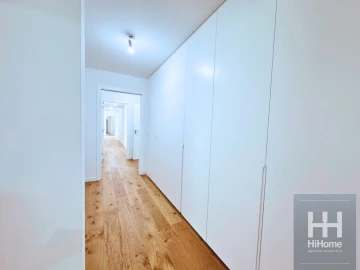 Apartamento T6 para Venda em Funchal (São Pedro)