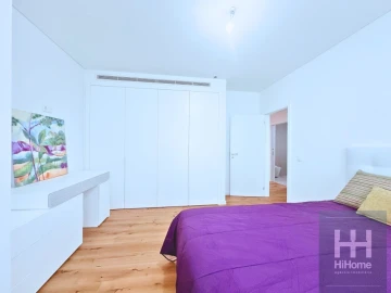 Apartamento T6 para Venda em Funchal (São Pedro)