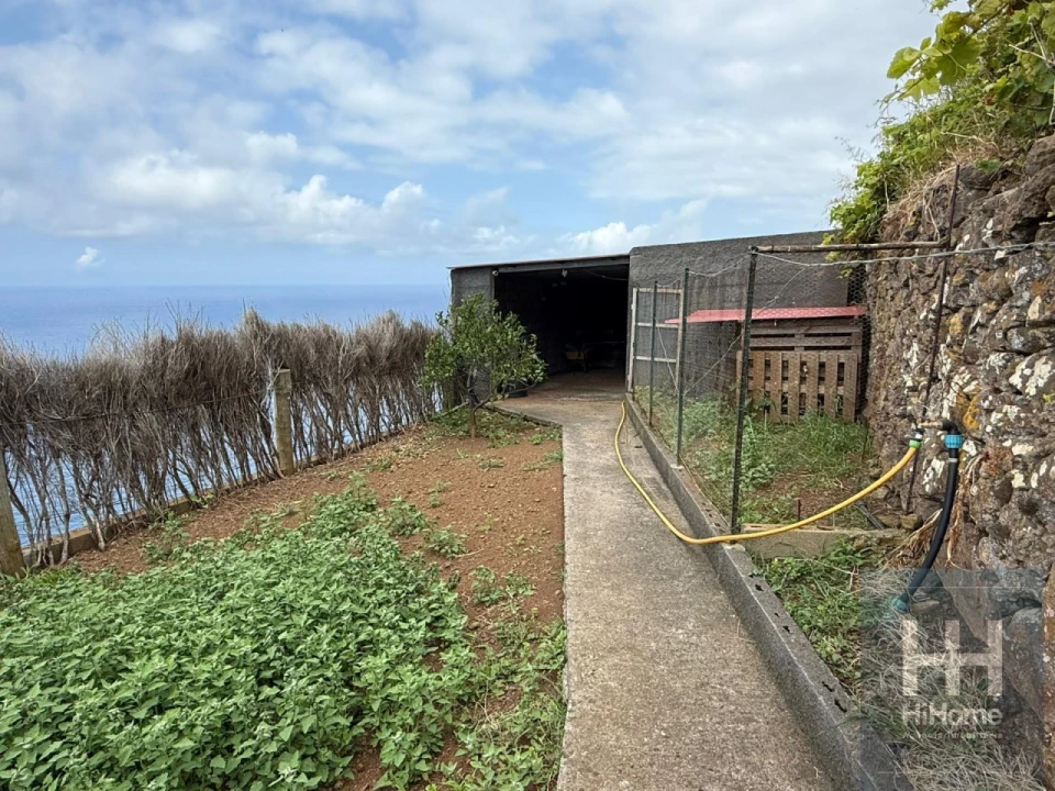 Moradia T1 para Venda em Porto Moniz Foto 15