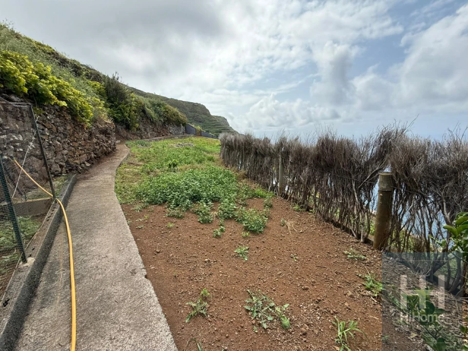 Moradia T1 para Venda em Porto Moniz Foto 21