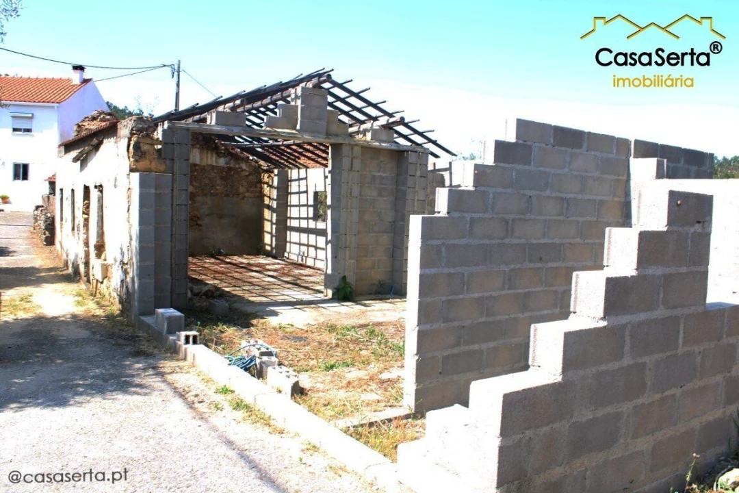 Moradia T3 para Venda em Vila de Rei Foto 3