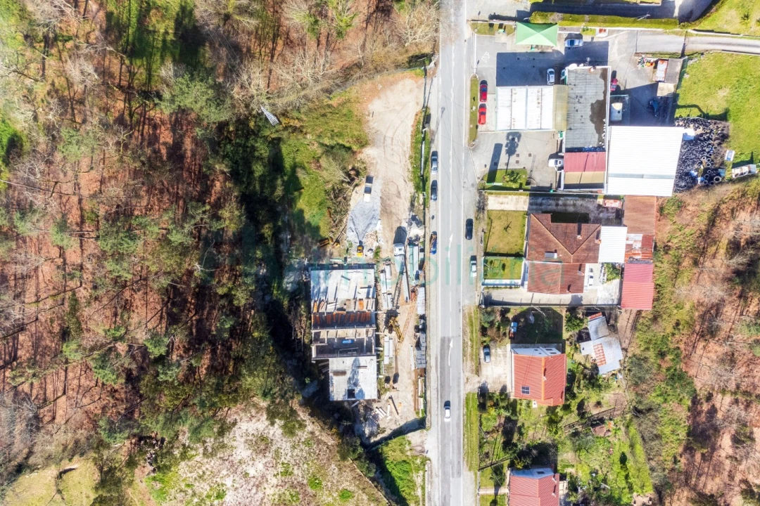 Moradia T4 para Venda em Travassos Foto 10