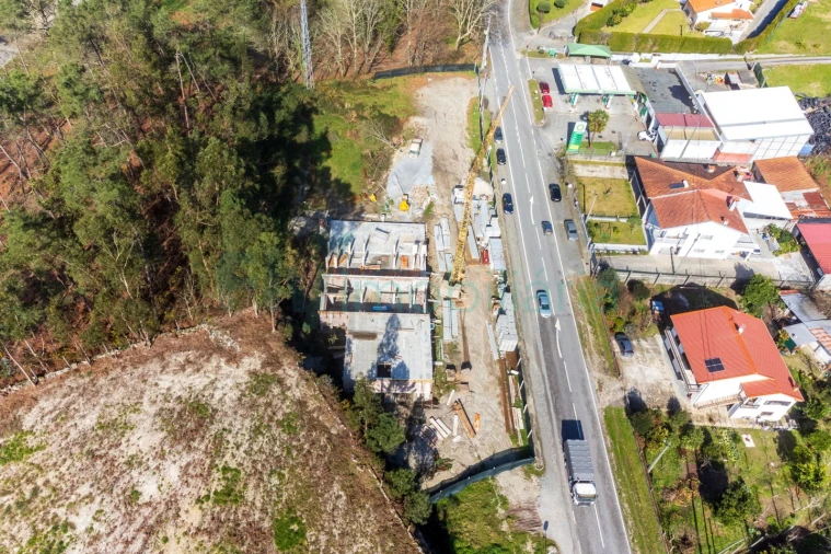 Moradia T4 para Venda em Travassos Foto 18