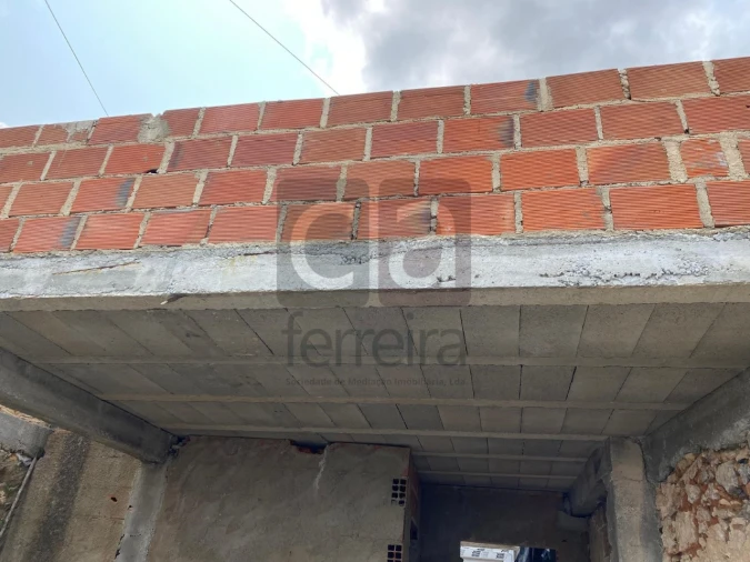 Moradia T1 para Venda em Alcanhões Foto 7