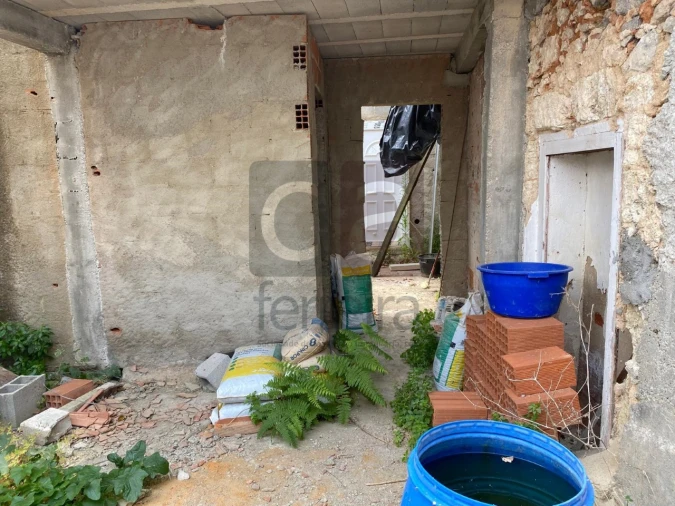 Moradia T1 para Venda em Alcanhões Foto 9