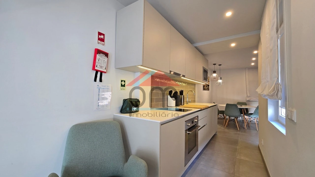 Moradia T10 para Venda em Vila Praia de Ancora Foto 8