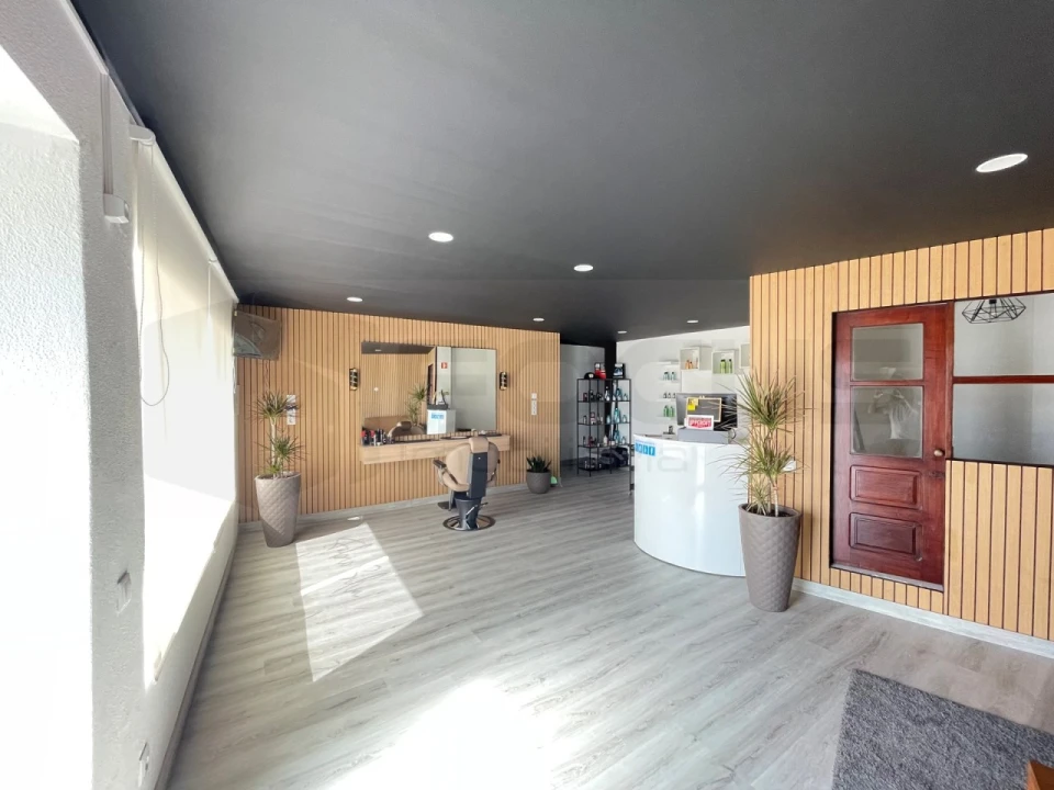 Negócio para Venda em Canelas e Fermelã Foto 2