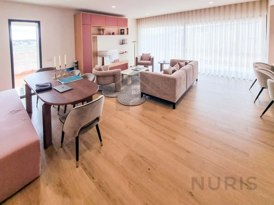 Apartamento T1 para Venda em Ferragudo Foto 4