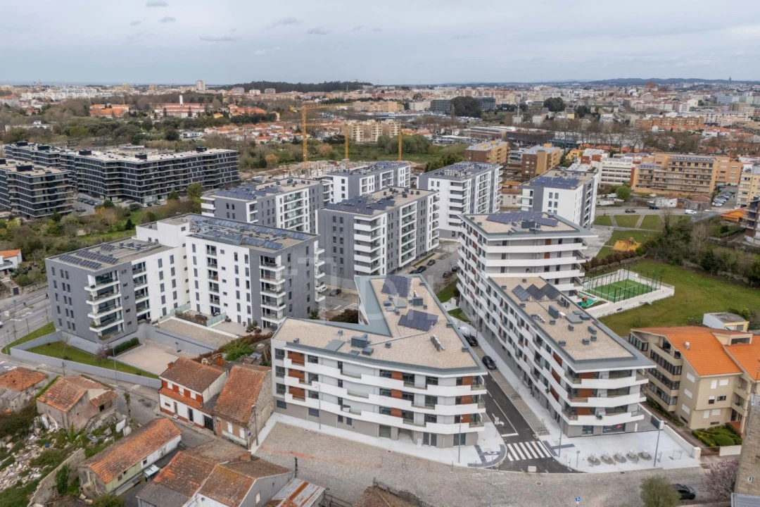Apartamento T2 para Venda em Ramalde Foto 10