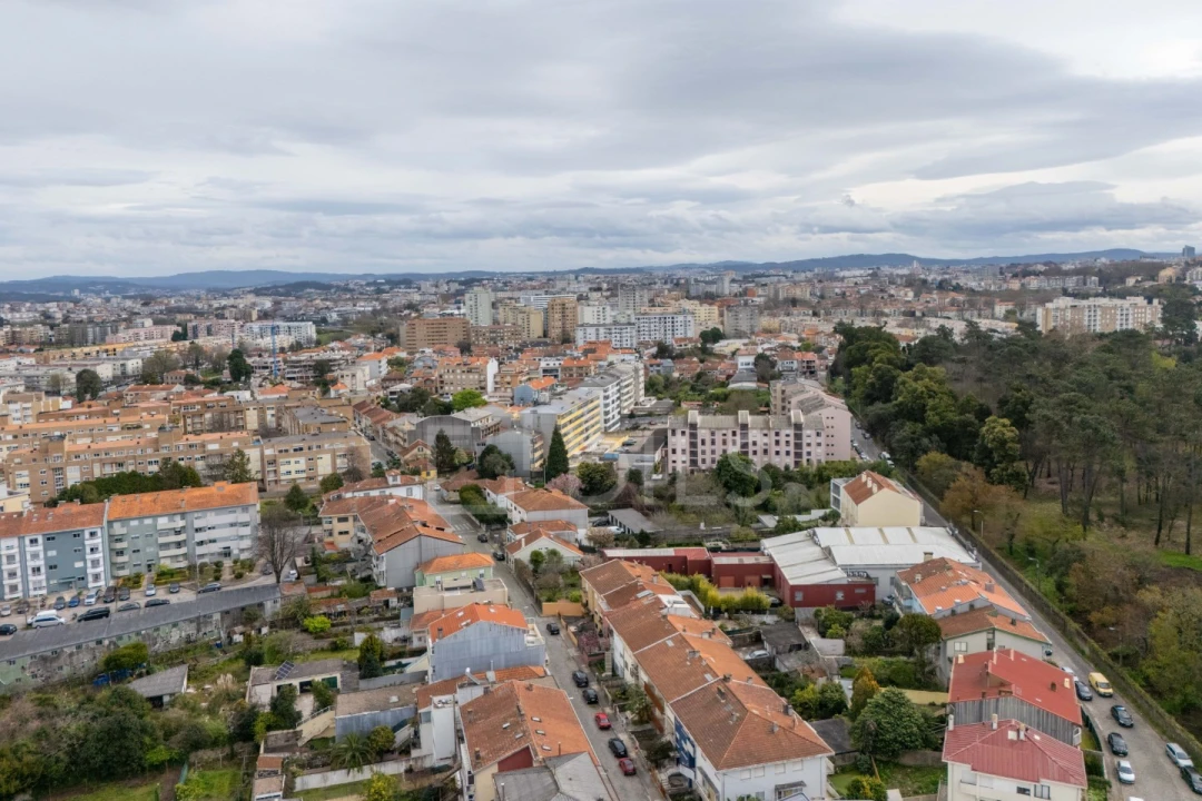 Apartamento T2 para Venda em Ramalde Foto 18