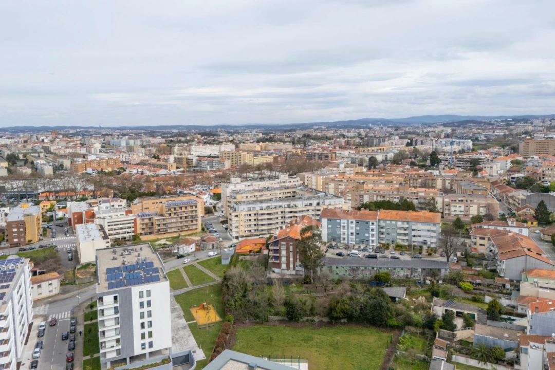 Apartamento T2 para Venda em Ramalde Foto 19
