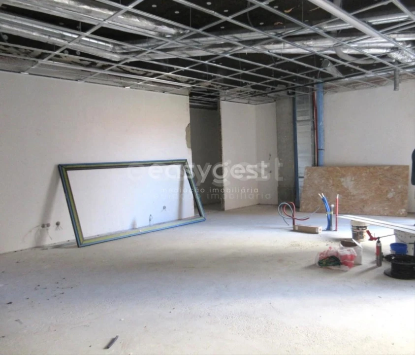 Apartamento T2 para Venda em Lourinhã e Atalaia Foto 2