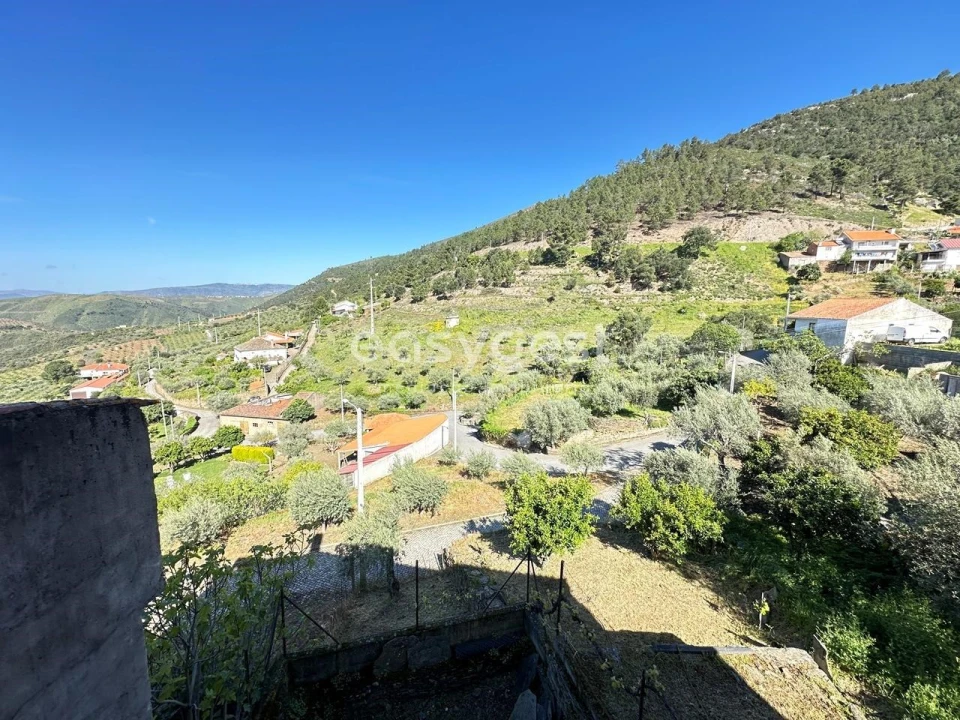 Moradia T4 para Venda em Açoreira Foto 16