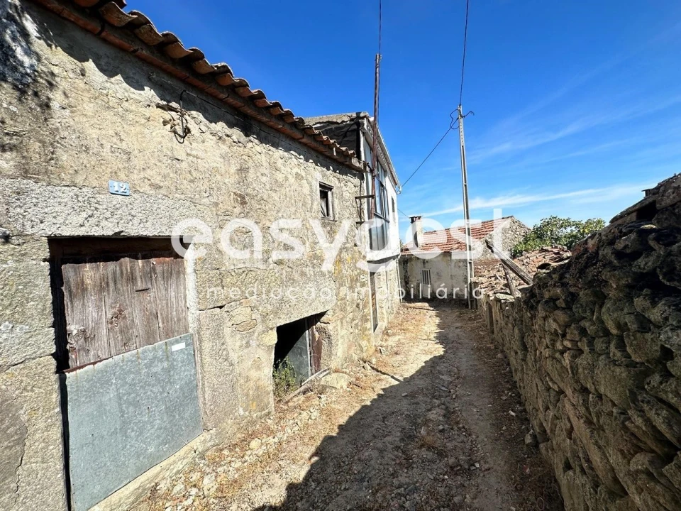 Moradia T3 para Venda em Lousa Foto 3