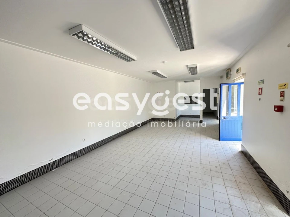 Negócio para Venda em Vila Nova de Foz Côa Foto 2