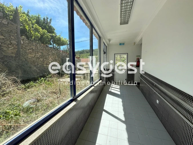 Negócio para Venda em Vila Nova de Foz Côa Foto 10