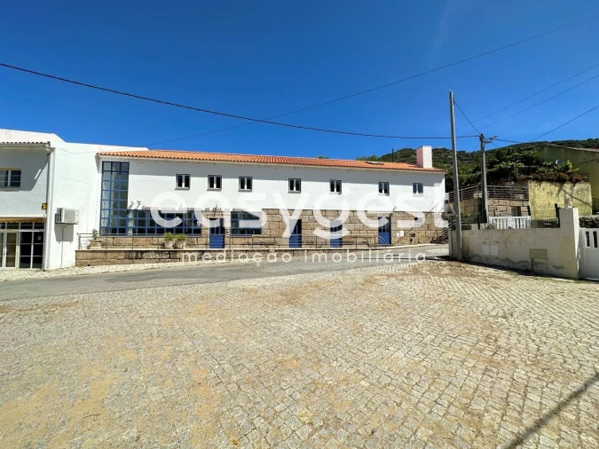 Negócio para Venda em Vila Nova de Foz Côa Foto 17