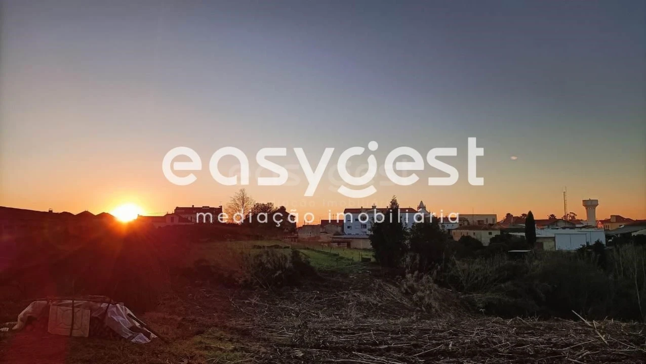 Moradia T8 para Venda em Sangalhos Foto 11