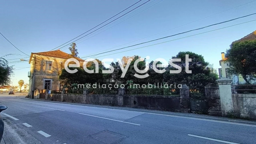 Moradia T8 para Venda em Sangalhos Foto 12