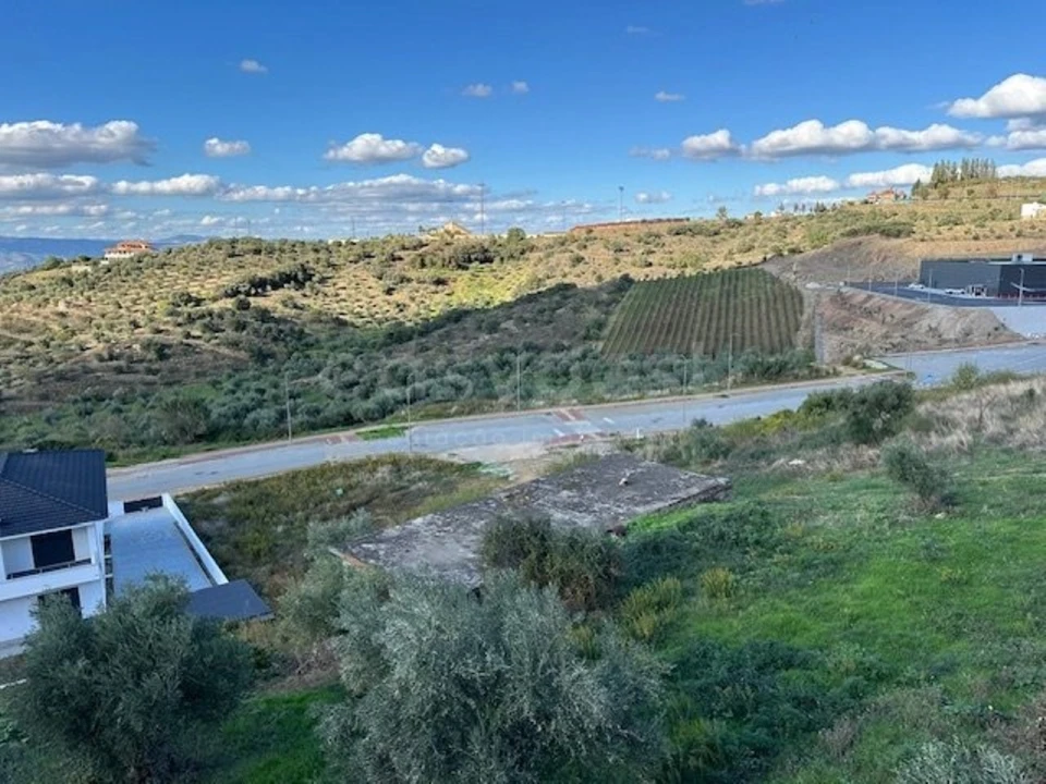 Terreno para Venda em Torre de Moncorvo Foto 3