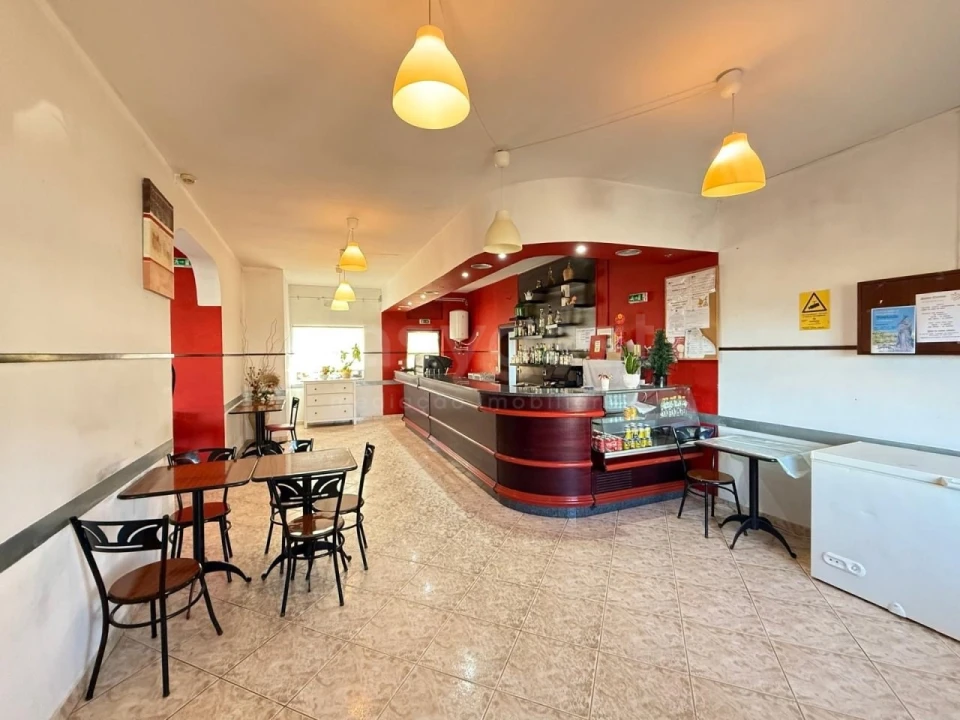 Moradia T3 para Venda em Larinho Foto 1