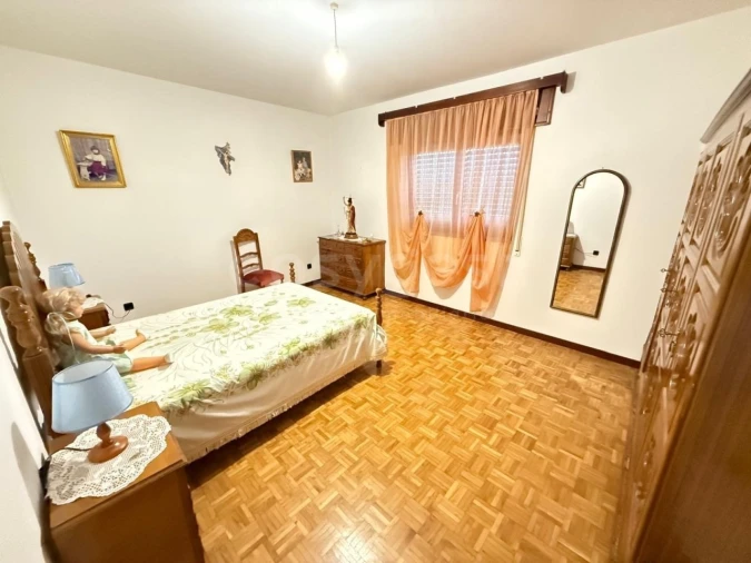 Moradia T3 para Venda em Larinho Foto 7