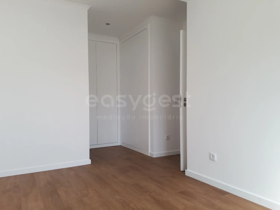 Apartamento T3 para Venda em Lourinhã e Atalaia Foto 7