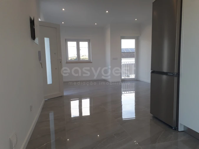 Apartamento T3 para Venda em Lourinhã e Atalaia Foto 2
