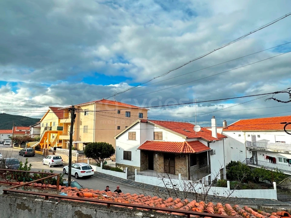 Moradia T3 para Venda em Vila Nova de Foz Côa Foto 8