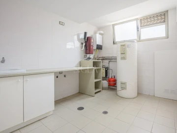 Moradia T3 para Venda em Madalena