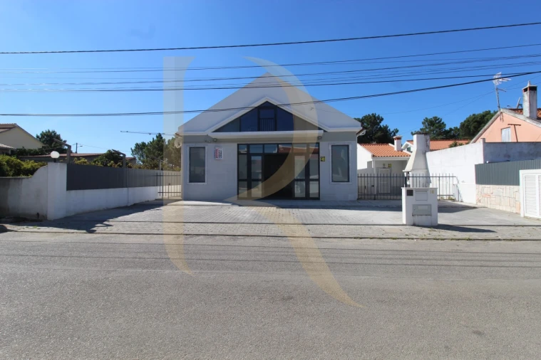 Armazém para Arrendamento em Fernao Ferro Foto 9