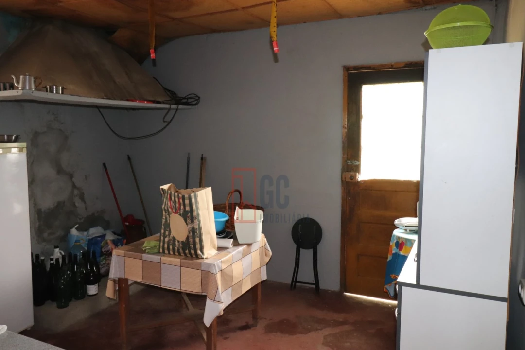 Moradia T3 para Venda em Santa Marinha do Zezere Foto 10