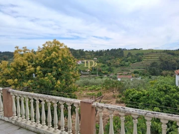 Quinta T4 para Venda em Poiares e Canelas