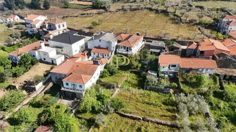 Quinta T3 para Venda em Poiares e Canelas