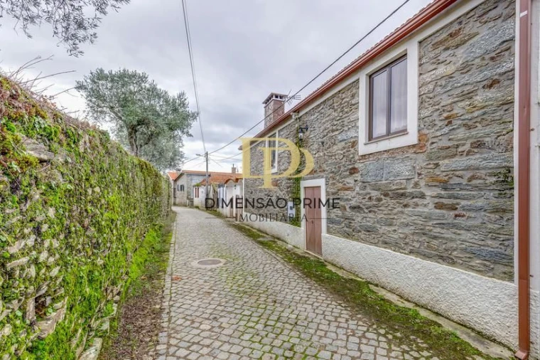 Quinta T4 para Venda em Poiares e Canelas Foto 21
