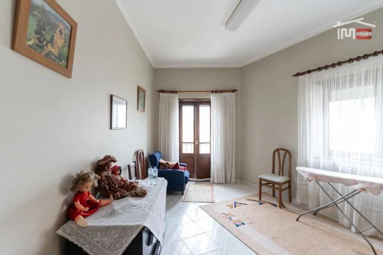 Apartamento T4 para Venda em Nossa Senhora das Misericordias Foto 6