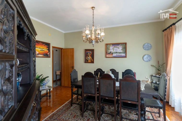 Apartamento T4 para Venda em Nossa Senhora das Misericordias Foto 18