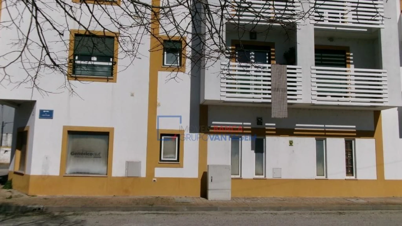 Loja para Venda em São Miguel do Rio Torto e Rossio Ao Sul do Tejo Foto 3