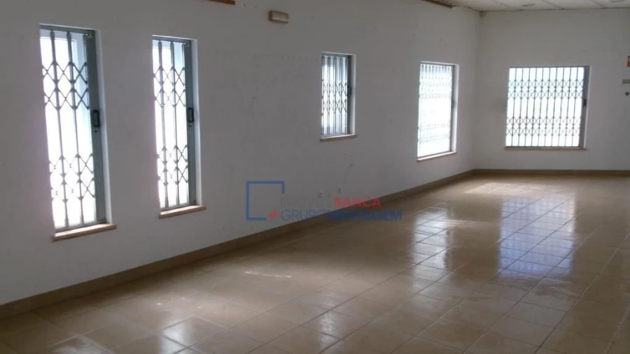 Loja para Venda em São Miguel do Rio Torto e Rossio Ao Sul do Tejo Foto 2