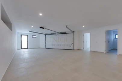 Moradia T4 para Venda em Lagos (São Sebastião e Santa Maria)