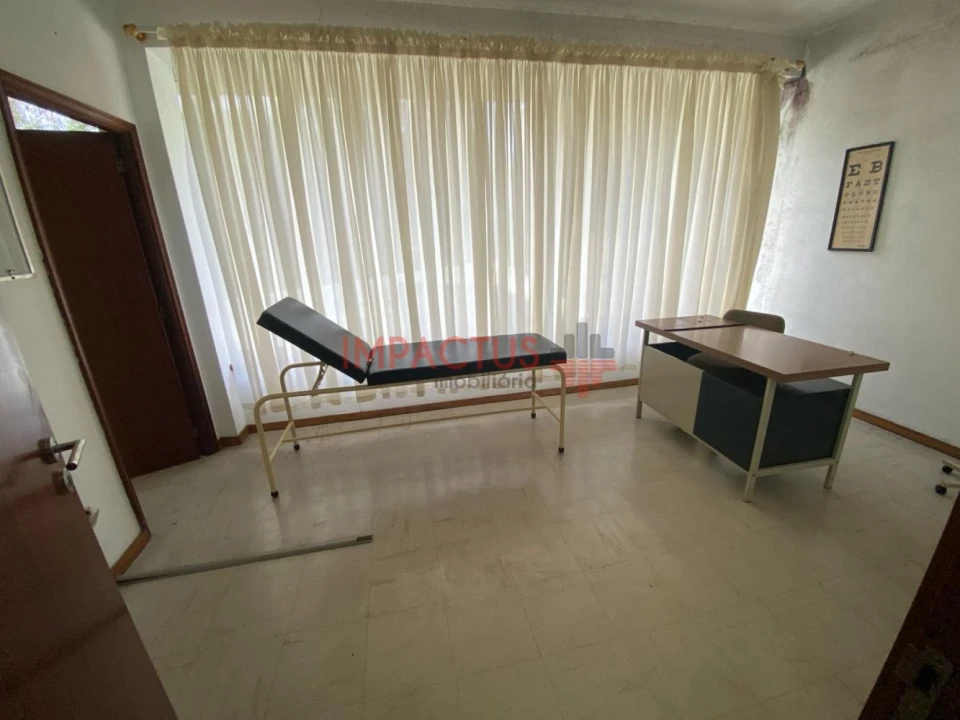 Loja para Arrendamento em Bougado (São Martinho e Santiago) Foto 19