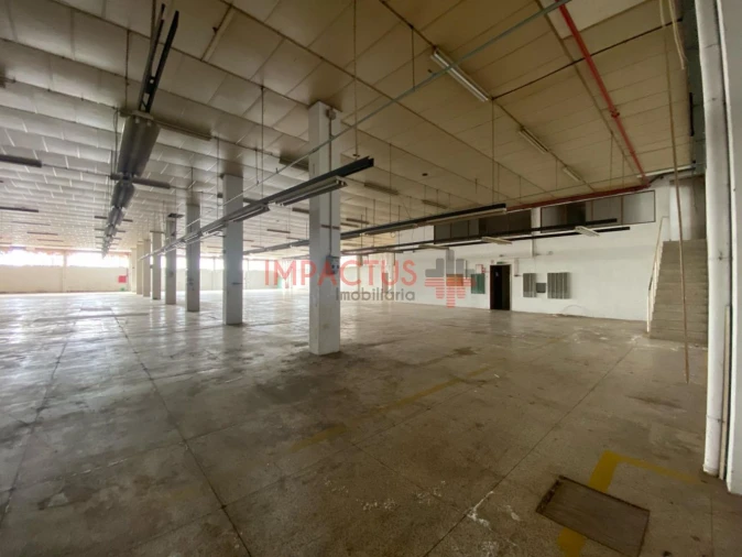 Loja para Arrendamento em Bougado (São Martinho e Santiago) Foto 15