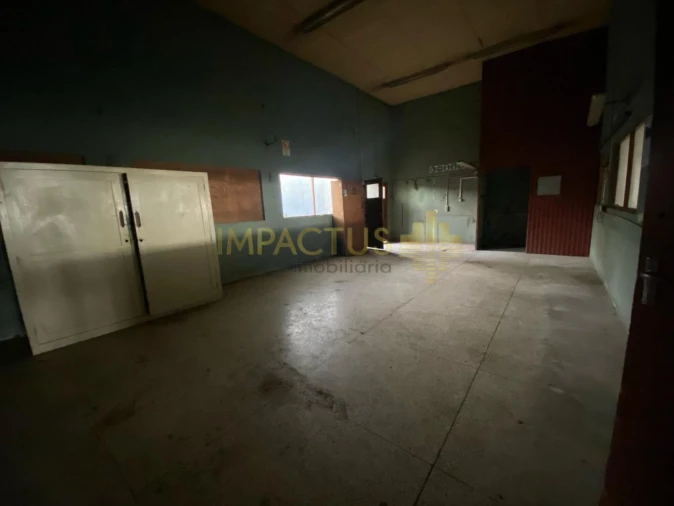 Loja para Arrendamento em Bougado (São Martinho e Santiago) Foto 5