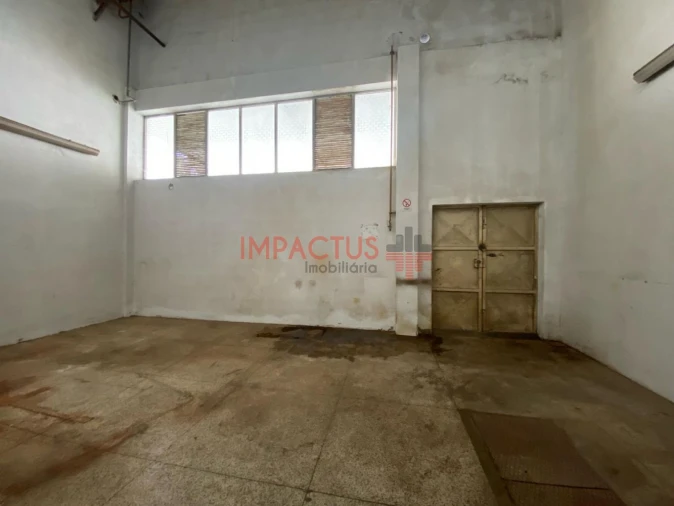 Loja para Arrendamento em Bougado (São Martinho e Santiago) Foto 11