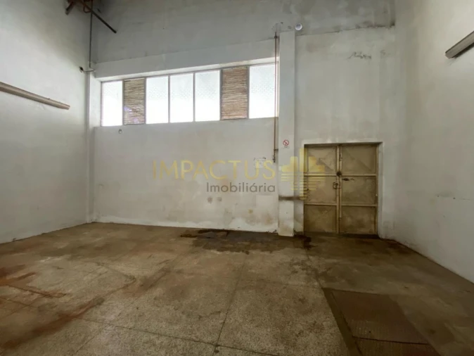 Loja para Arrendamento em Bougado (São Martinho e Santiago) Foto 11