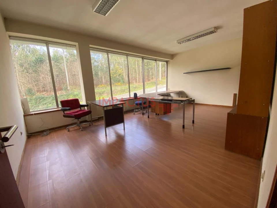 Loja para Arrendamento em Bougado (São Martinho e Santiago) Foto 27